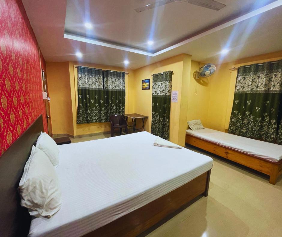 H K Residency Near Kalakshetra Otel Guwahati Dış mekan fotoğraf